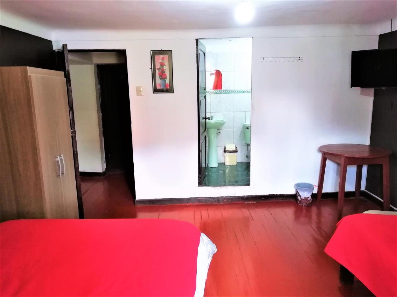 Gringo'S House 1 Bed & Breakfast Cusco Bagian luar foto