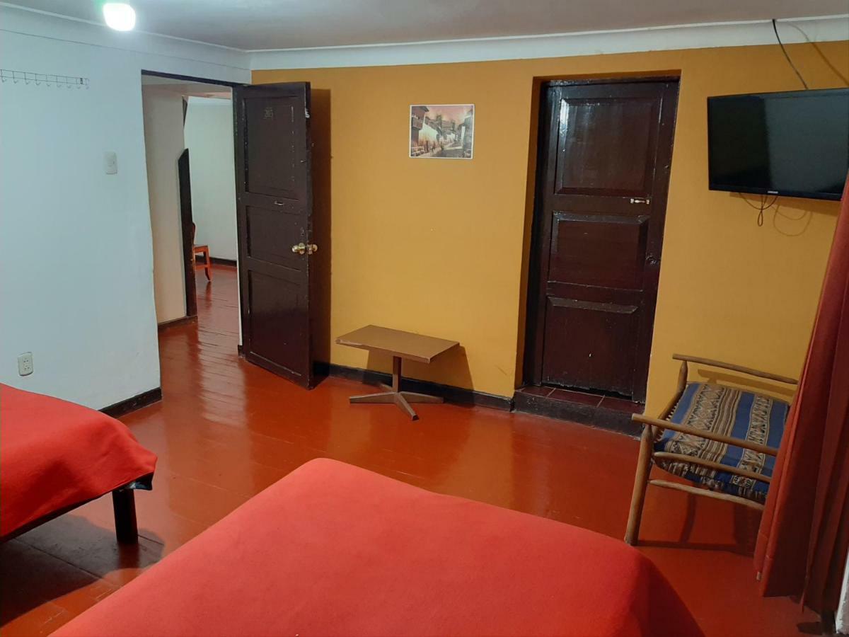 Gringo'S House 1 Bed & Breakfast Cusco Bagian luar foto